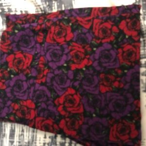 Red and purple roses Lularoe tc leggings